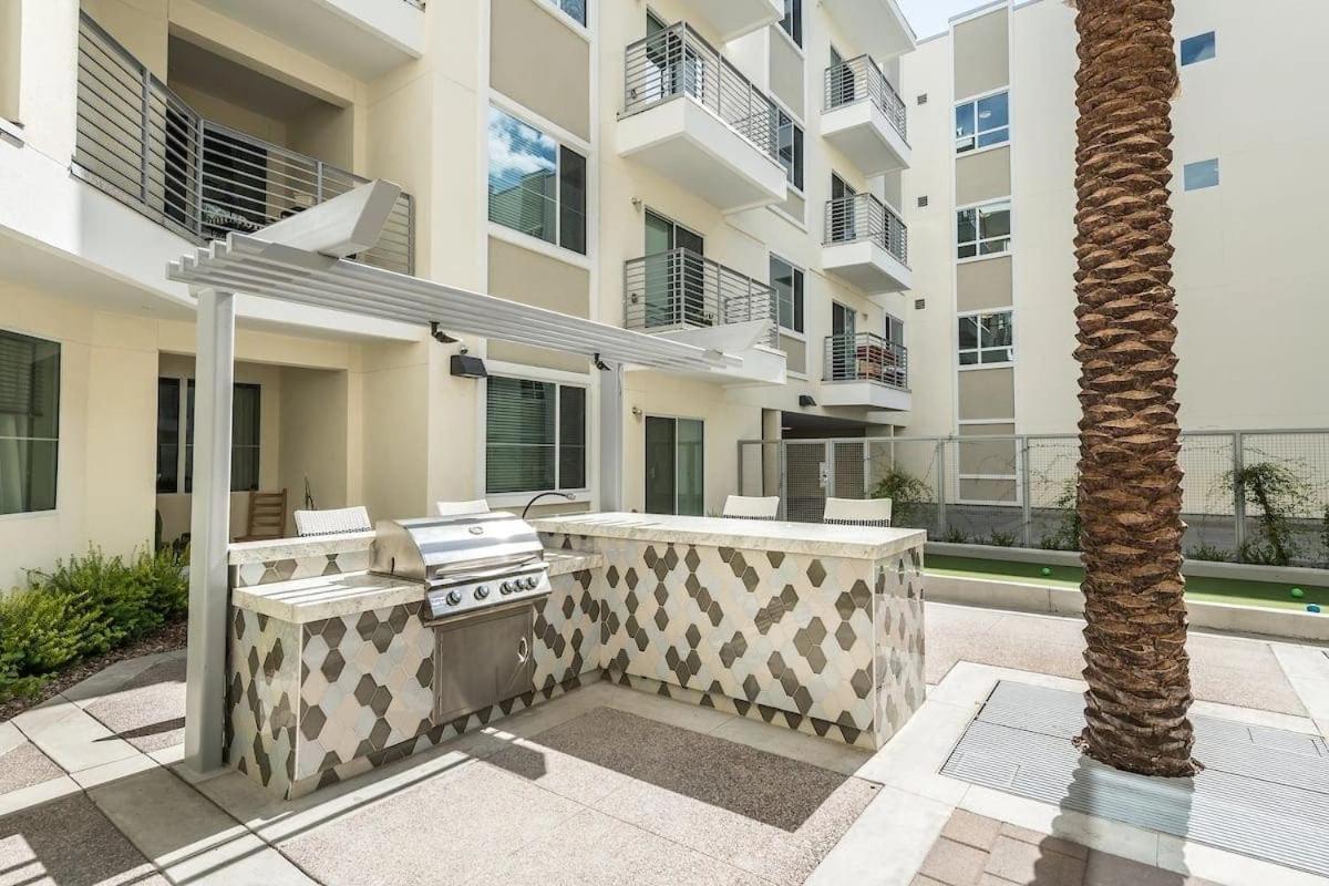 Paradise Cozysuites Under The Palms With Jacuzzi 18 Phoenix Exterior foto